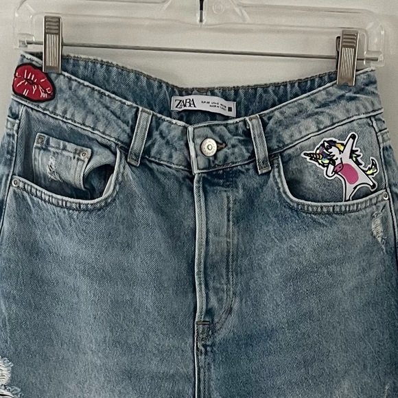 Upcycled ✨ Zara | High Rise Distressed Boyfriend Jeans w/ Patches | 6 - Picture 7 of 7